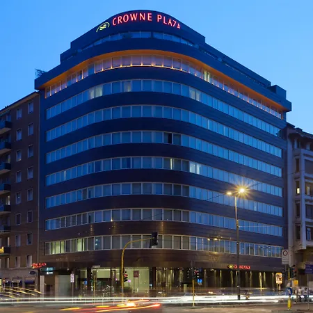 Crowne Plaza By Ihg Hotel