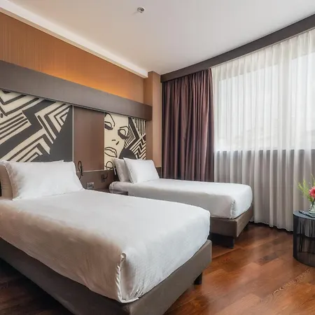 Hotel Crowne Plaza By Ihg 4*