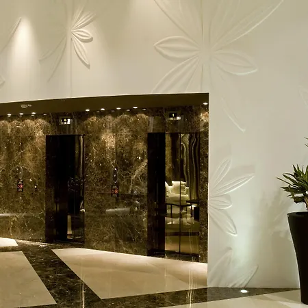 Crowne Plaza By Ihg Hotel Milan