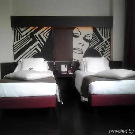 Hotel Crowne Plaza By Ihg 4*