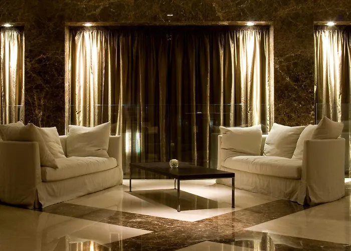 Hotel Crowne Plaza By Ihg 4*