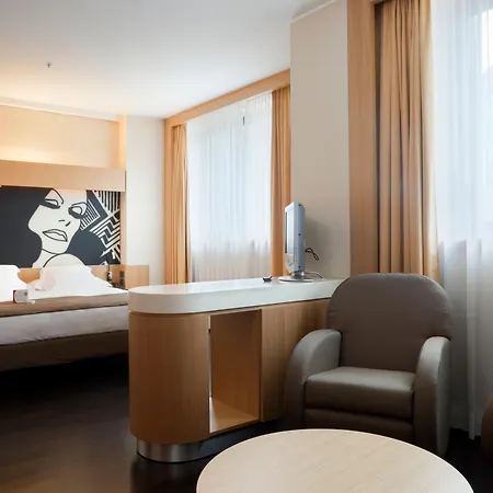 Ξενοδοχείο Crowne Plaza By Ihg 4*