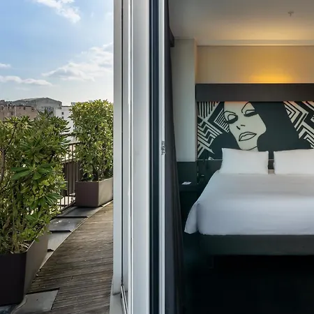 Crowne Plaza By Ihg Ξενοδοχείο